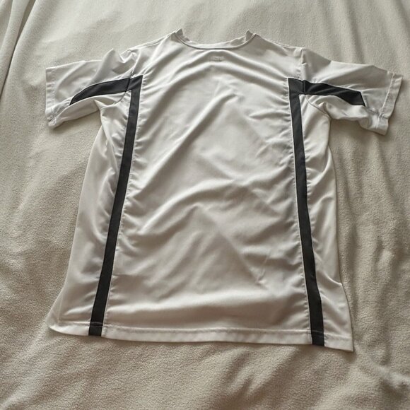 Women's Nike Performance Center Swoosh T Shirt XL White Grey Vent Short Sleeve - Picture 3 of 8